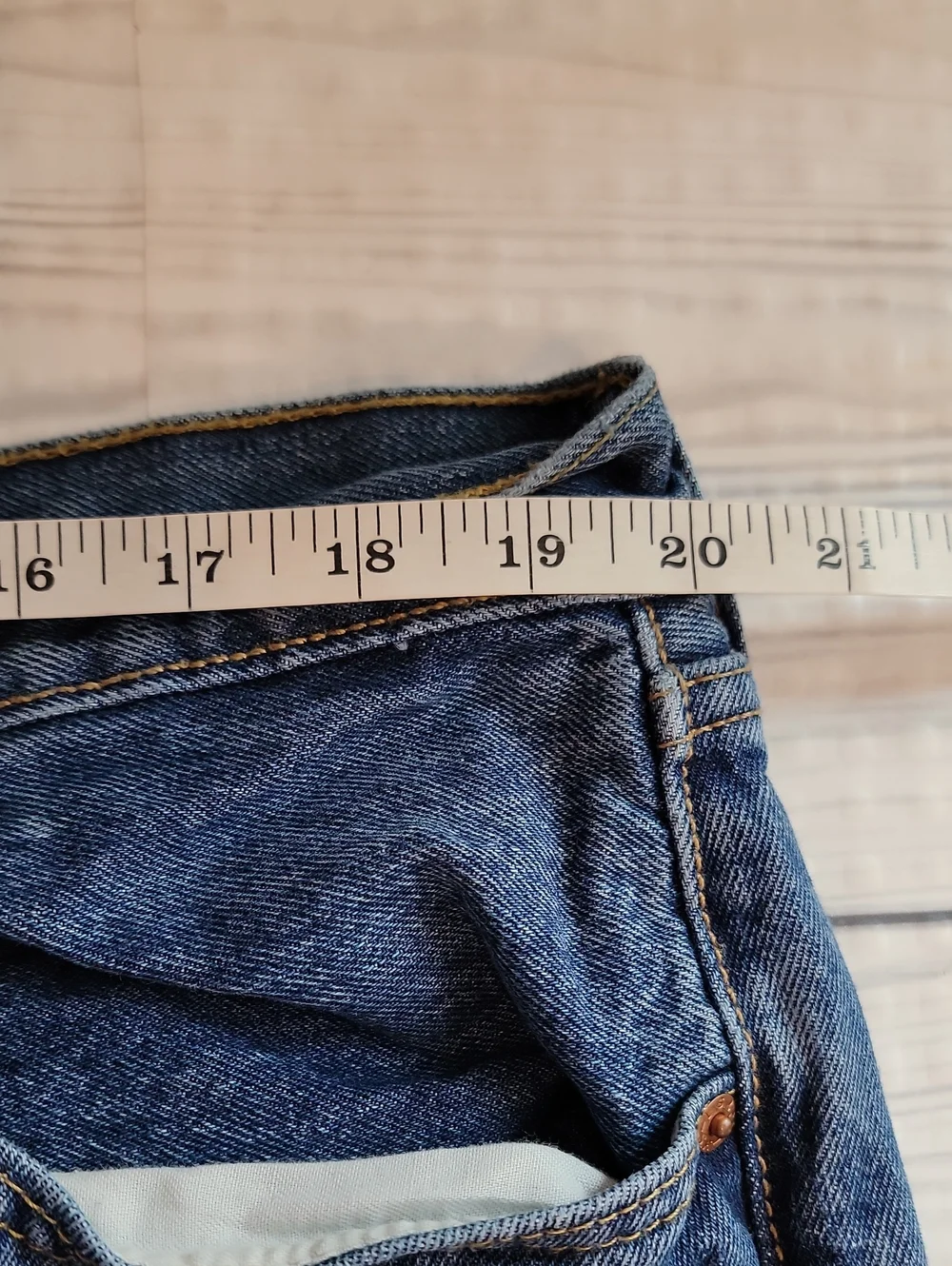 Levi's 501 Button Fly Straight-Leg 100% Cotton Blue Denim Jeans Mens Size 40X32